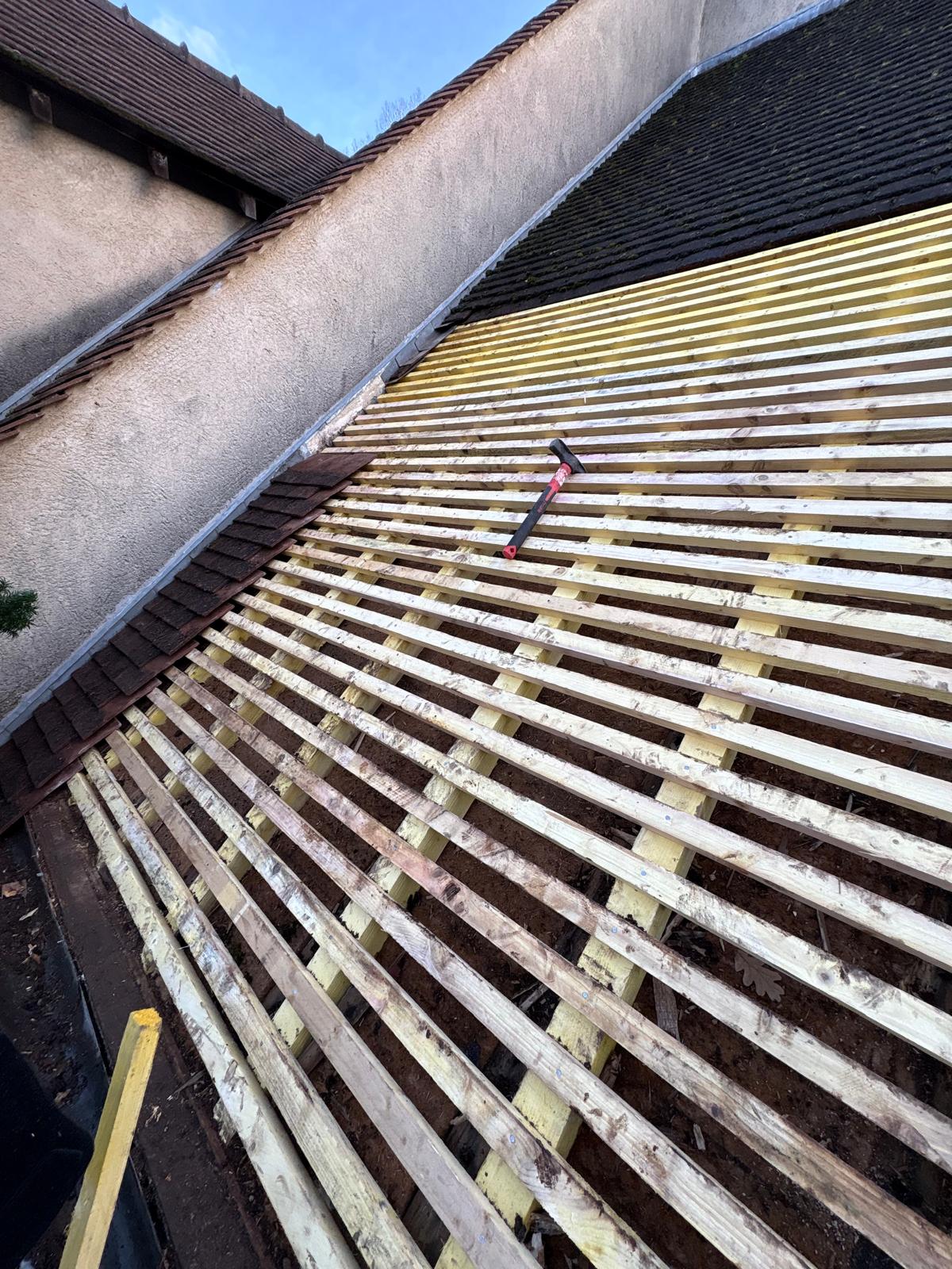 Pose charpente liteaux toiture